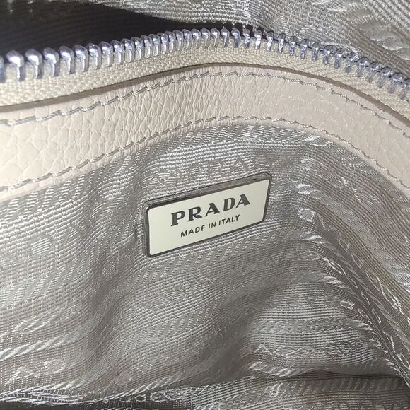 Prada vitello Daino leather shoulder bag EUC - Picture 10 of 13